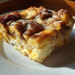 Cinnamon roll bread pudding